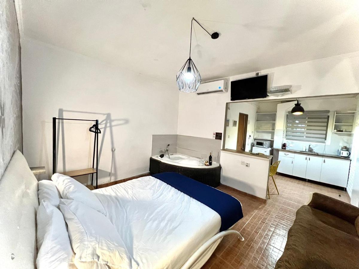 Motel Magical In The Galilee Kiryat Shemona Exterior foto