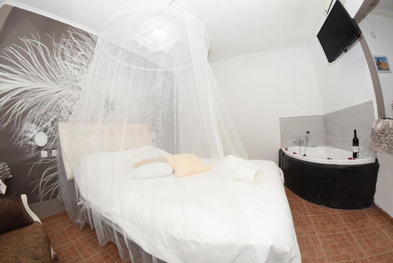 Motel Magical In The Galilee Kiryat Shemona Exterior foto